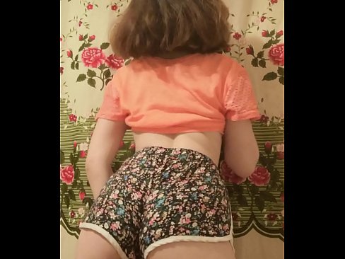 ❤️ Leanabh òg sexy a ’toirt dheth na shorts aice air a’ chamara ❤️  Porn anal  aig gd.sitevox.top ️❤